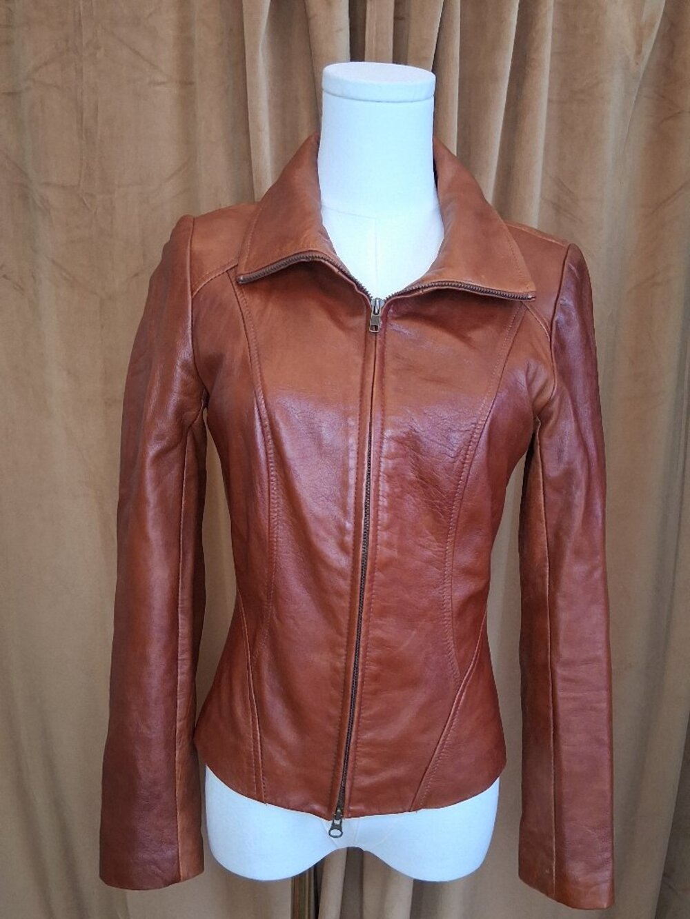 Danier - Cognac Burnt Orange Zip Front Leather Jacket Size 0